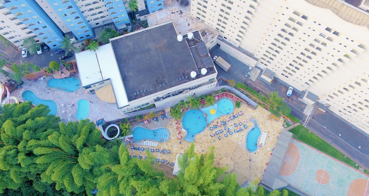 Golden Dolphin Grand Hotel - Flats Caldas Novas Exterior photo