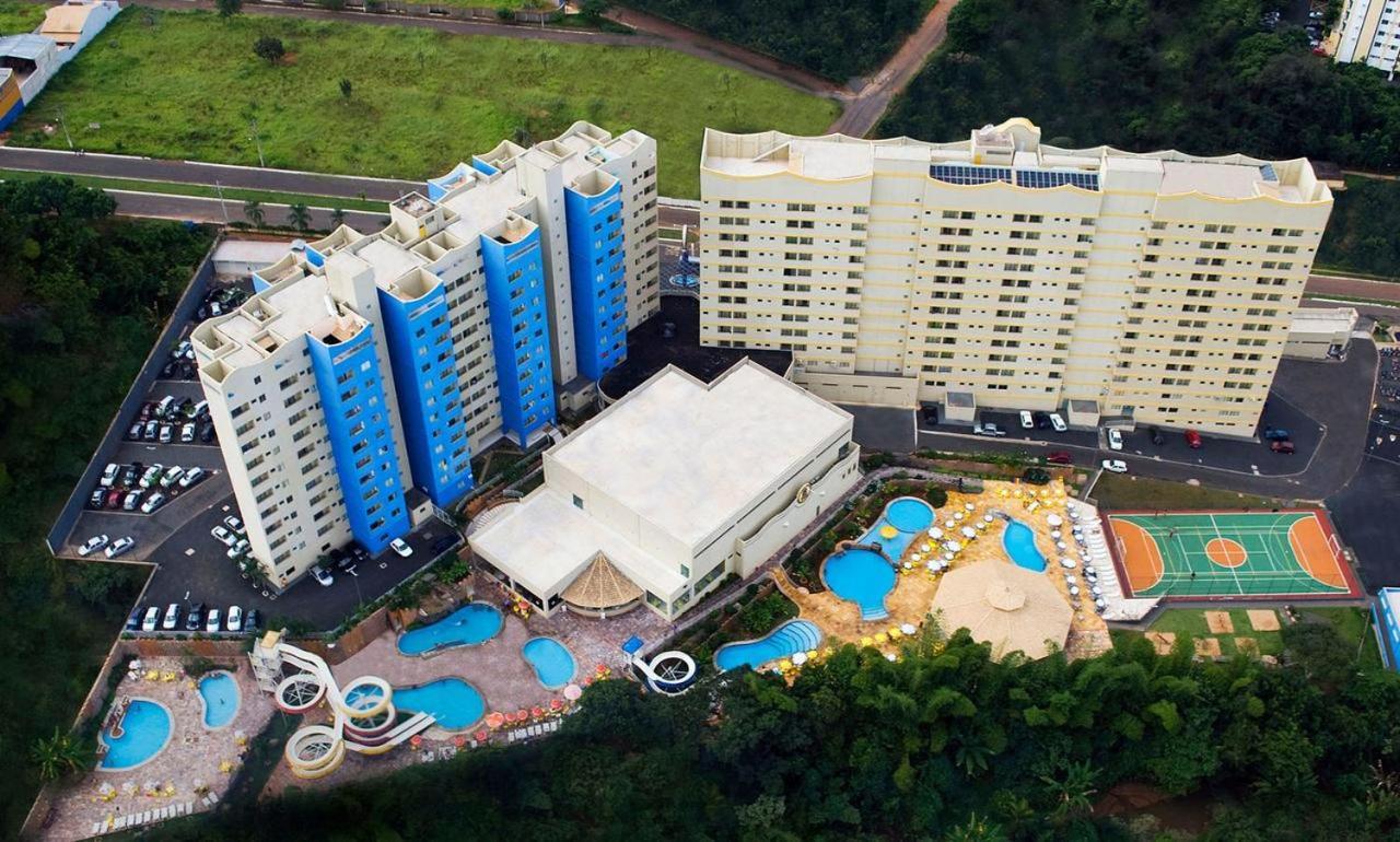 Golden Dolphin Grand Hotel - Flats Caldas Novas Exterior photo